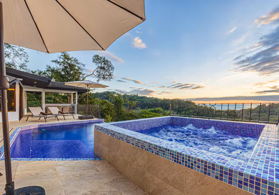 Infinity pool with panoramic Pacific ocean view at KsaLinda villa, Savegre Costa Rica
